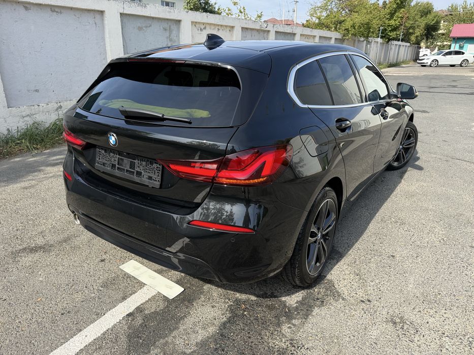 BMW Seria 1 2023 — imagine 4
