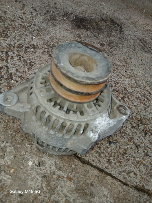 Продам 1 матрасик и 1 гинератор