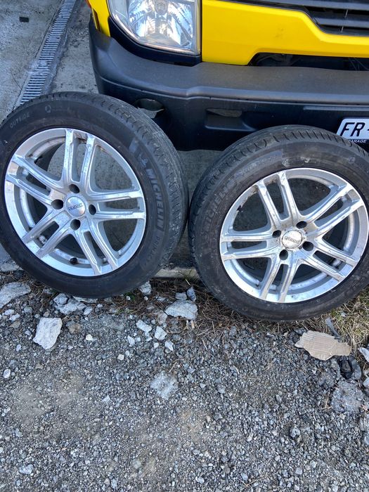 Гуми с джанти Dezent 205/55R16
