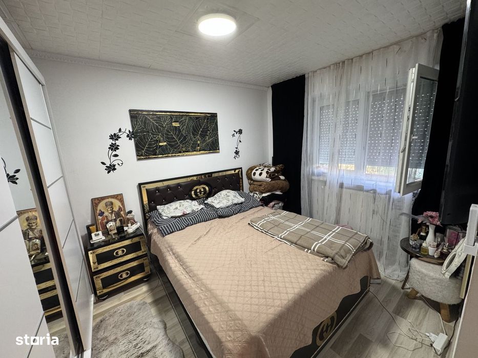 Apartament 2 camere, et. 2/2, semidecomandat, Botizului