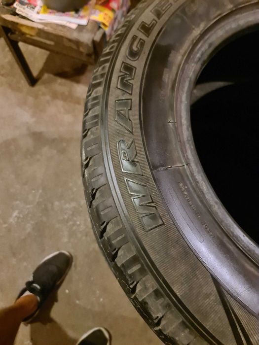 Автомобилни гуми