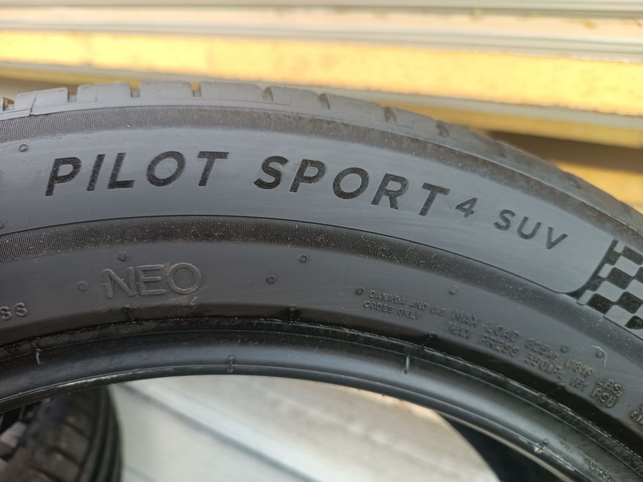 235/55/19 Michelin Дот 4523