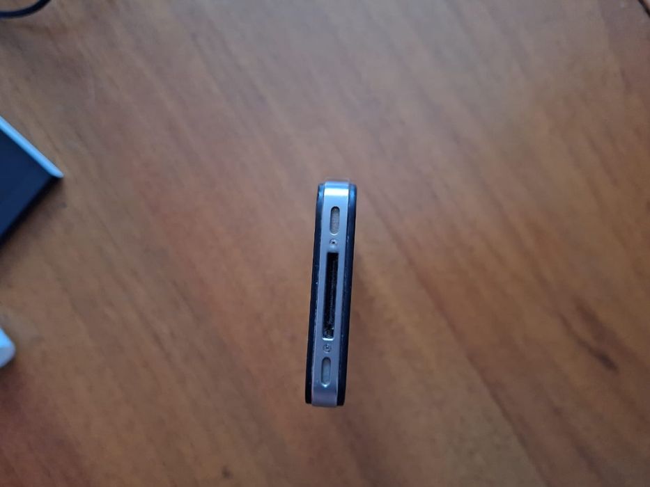 Apple 4s комплект только телефон