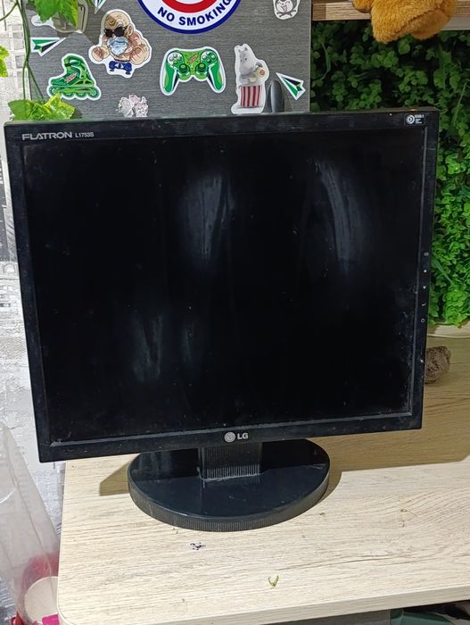 Монитор LG flatron 17