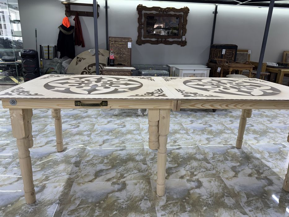 Столы для дома и празника