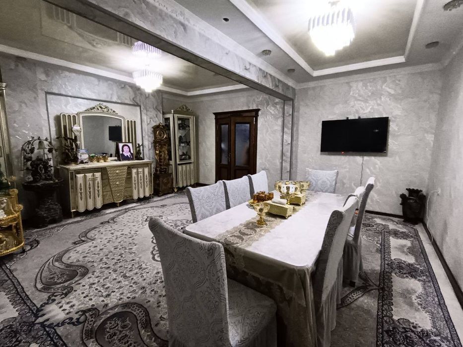 Мирзо Улугбек массив ттз 4 4/1/4 балкон 2*6 есть ещё огород