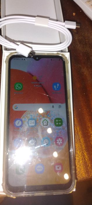 Самсунг А256 150 евро