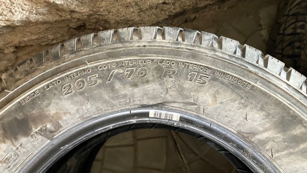 Michelin latitude 205 70 15