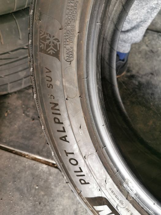 265 40 21 michelin 4бр нови