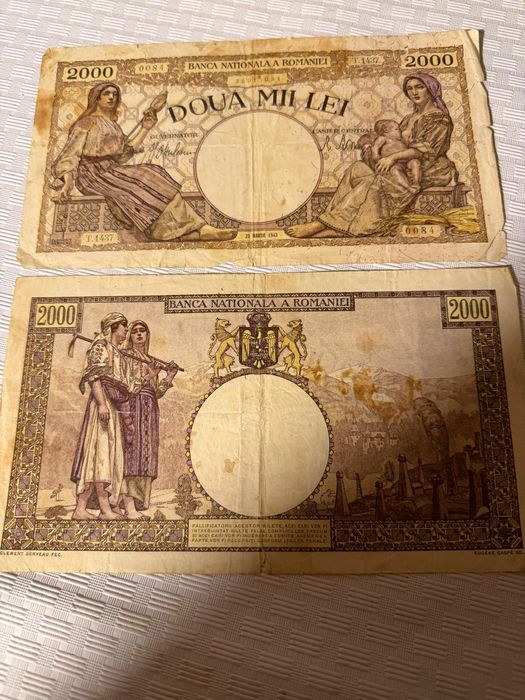 Vând  două bancnote