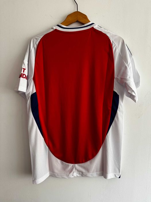 Арсенал 24/25 Домакински Тениски