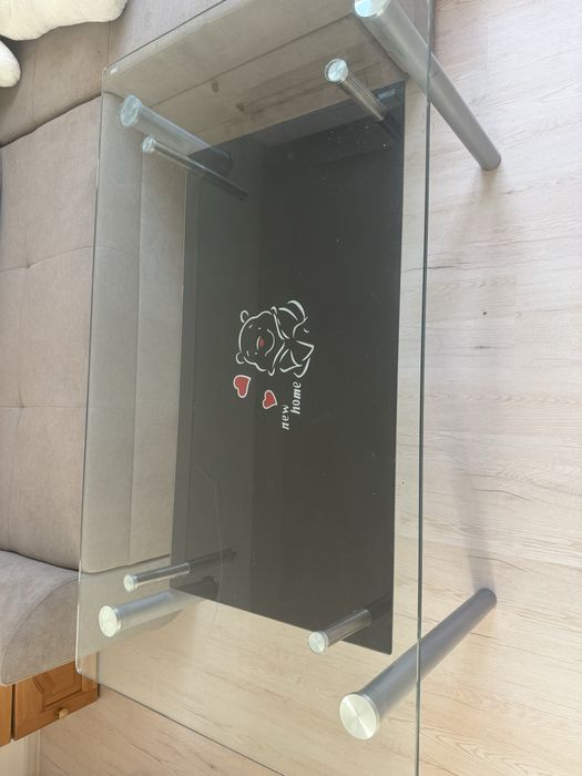 Стъклена маса.