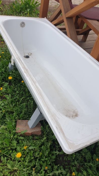 Продам ванну в хорошем состоянии