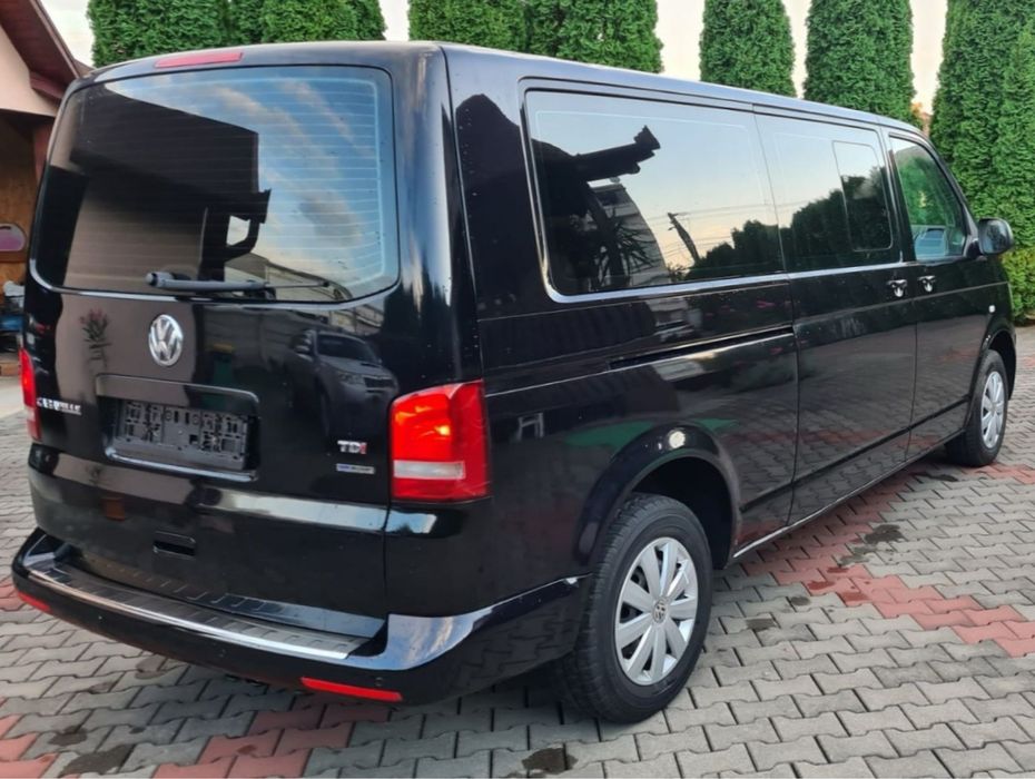 Volkswagen VW T5 Caravelle 2014 model LUNG, DSG, 9 locuri