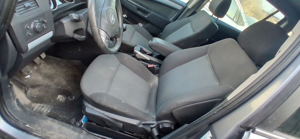 Opel zafira 1.9tdi 2007 88kw