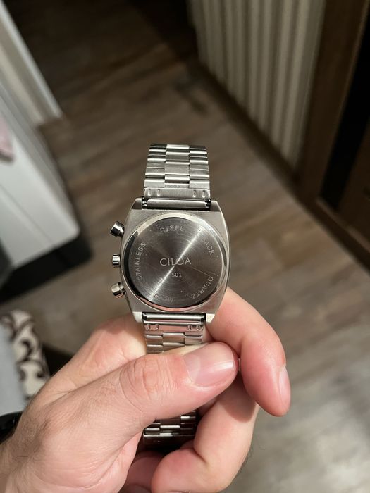 Часы, в хорошем состоянии