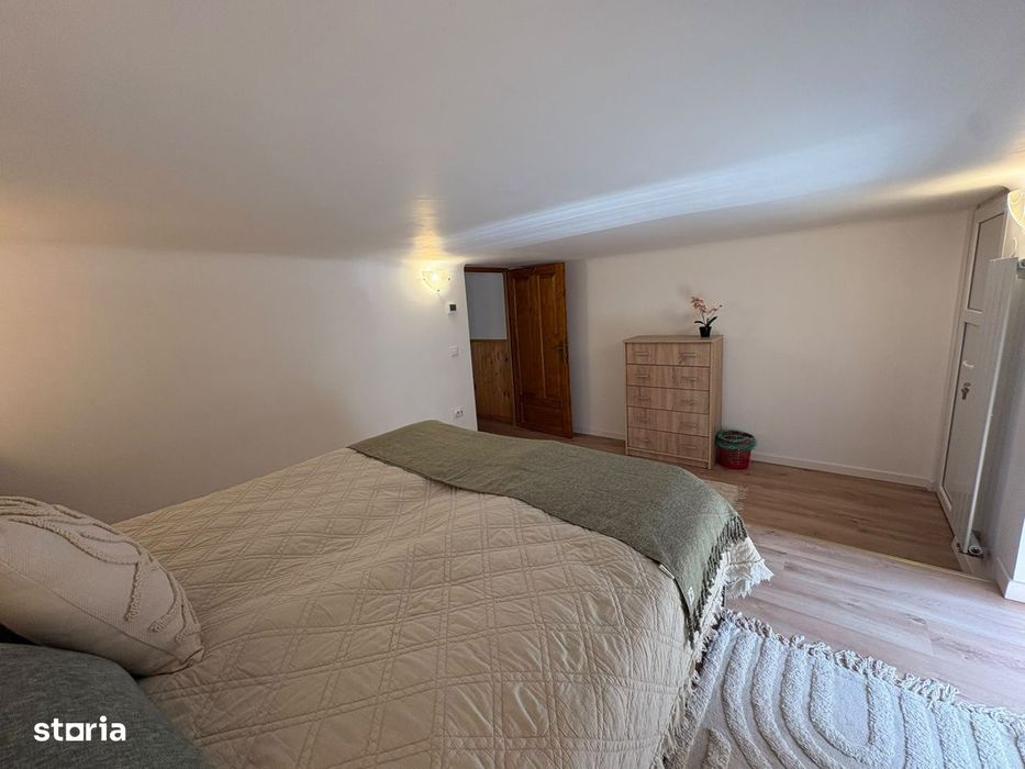 Apartament ULTRACENTRAL 3 camere | 2 dormitoare | 2 bai | balcon + cur