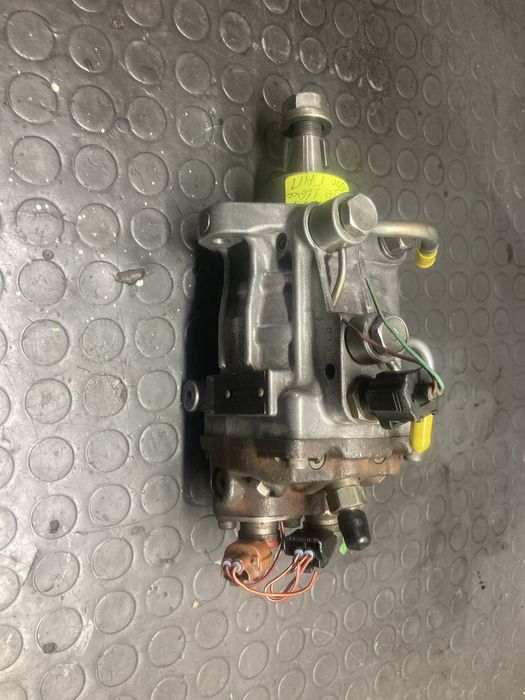 Горивна помпа за тойота рав4/toyota rav4 2.0D4D 116кс 00-05г