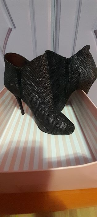 Ghete elegante dama
