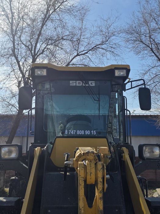 Услуга погрузчик 2 куб