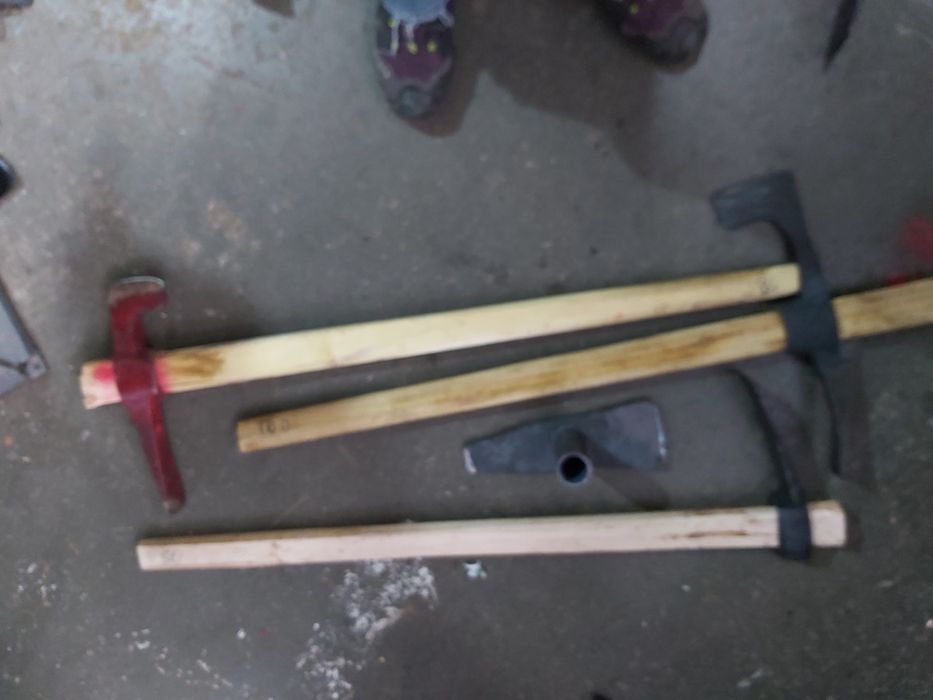 Topor tarnacop pt defrisarea si destelenirea  terenurilor.