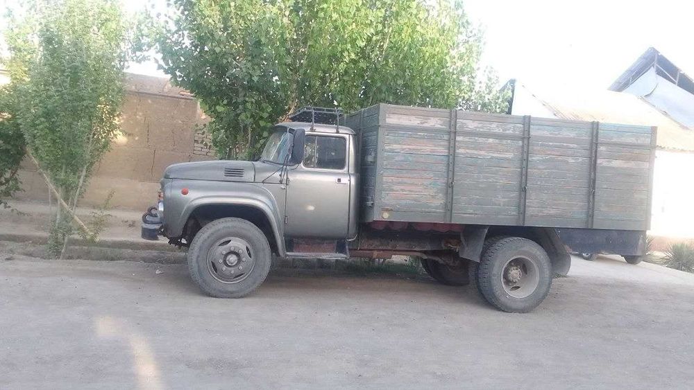 Зил 130 урал матор холати яхши