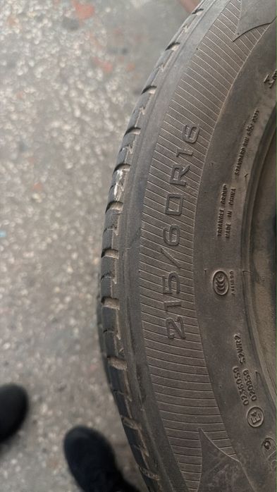 Продам шины 215 / 60 / R16