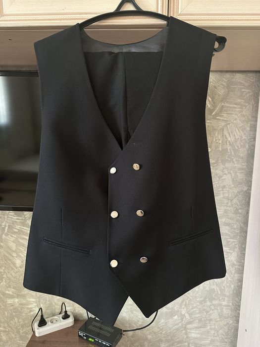 Продам мужская костюм