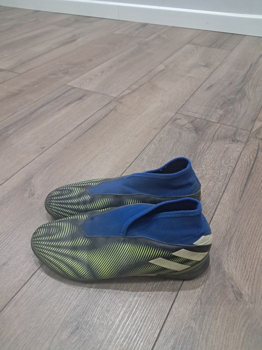 Adidas Nemesis сороконожки