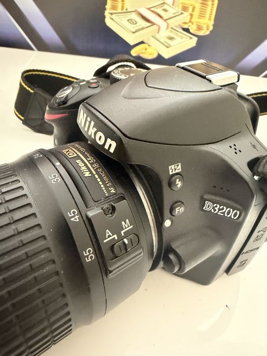 Nikon D3200 + obiectiv 18-55mm VR - stare foarte bună