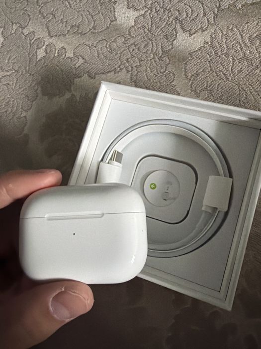 AirPods pro оригинал