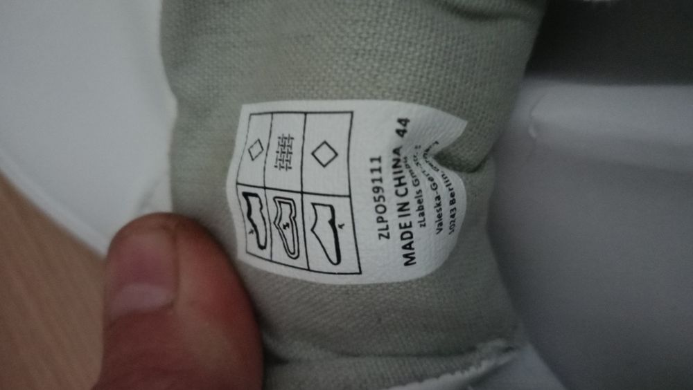 Кожени кецове Оливар Якоп.размер 44 чисто нови не използвани .