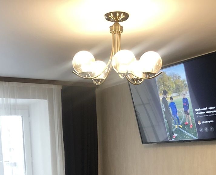 Люстра в отличном состоянии