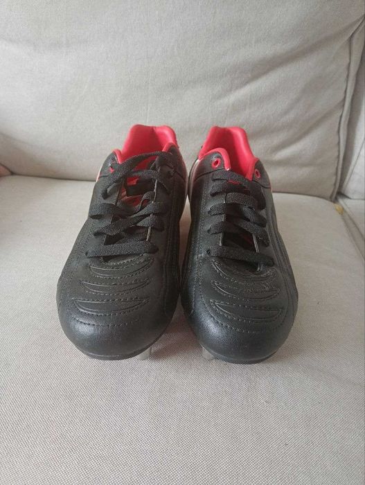 Ghete de fotbal profesionale, mărimea 38