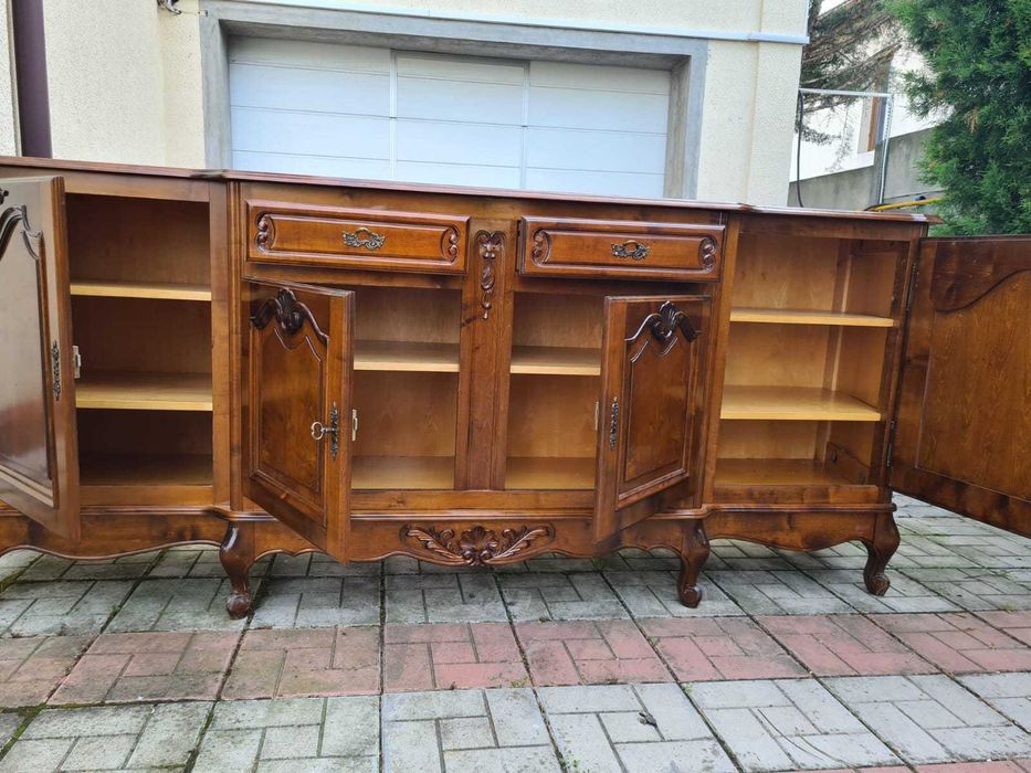 Mobila reconditionata