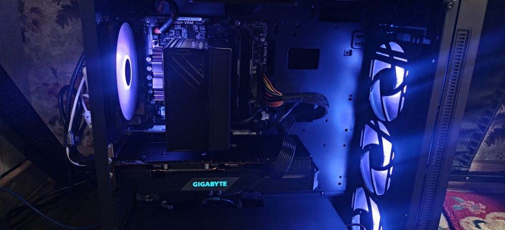 Продам Игровой ПК core i7+rx5700