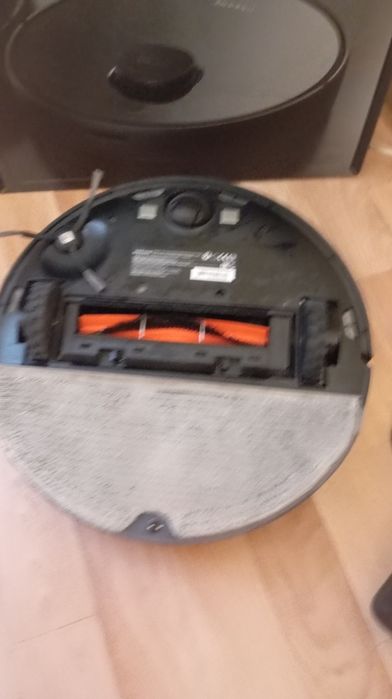 Робот пылесос б/у в хорошем состоянии