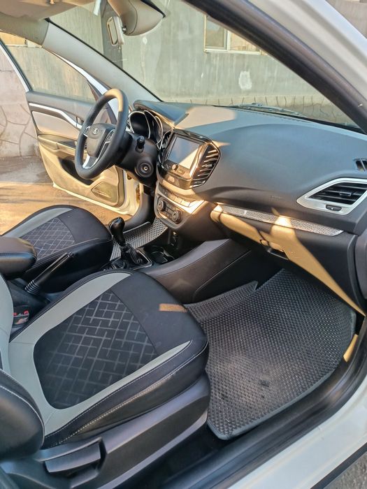 Лада Веста кросс 1.8