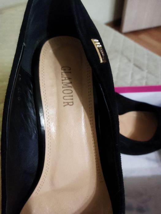 Продам туфли женские