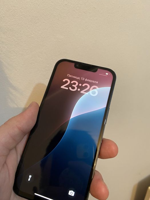 Айфон 13 256гб..