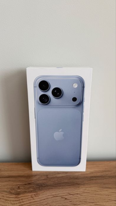ЧИСТО НОВ iPhone 18 Pro | Glacier | 256 GB