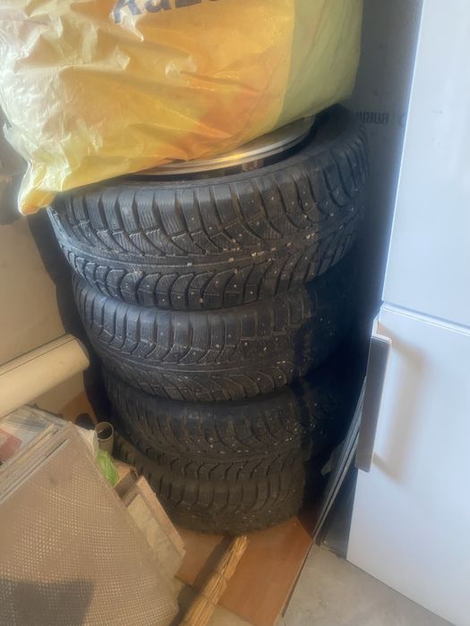 Автошины машины продам
