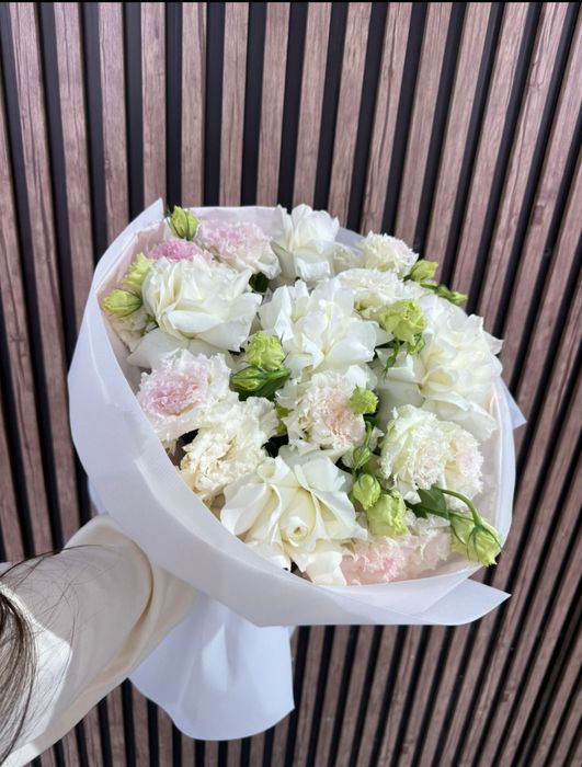 Предзаказ букетов на 8 марта