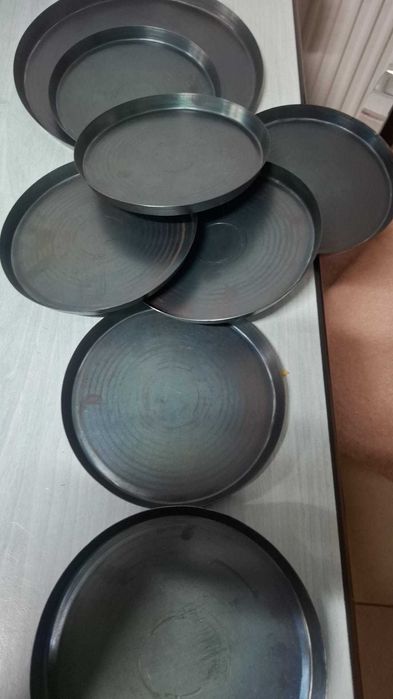 Tavi pizza , perforate si neperforate  rotunde
