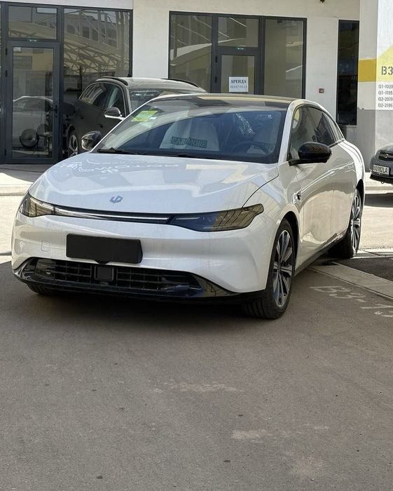 Elektr Leapmotor C01 Full