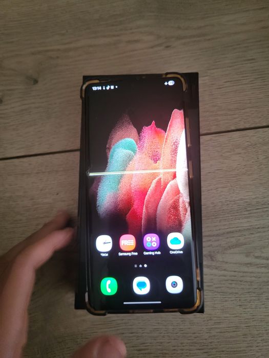 Самсунг с21ультра и с21фе