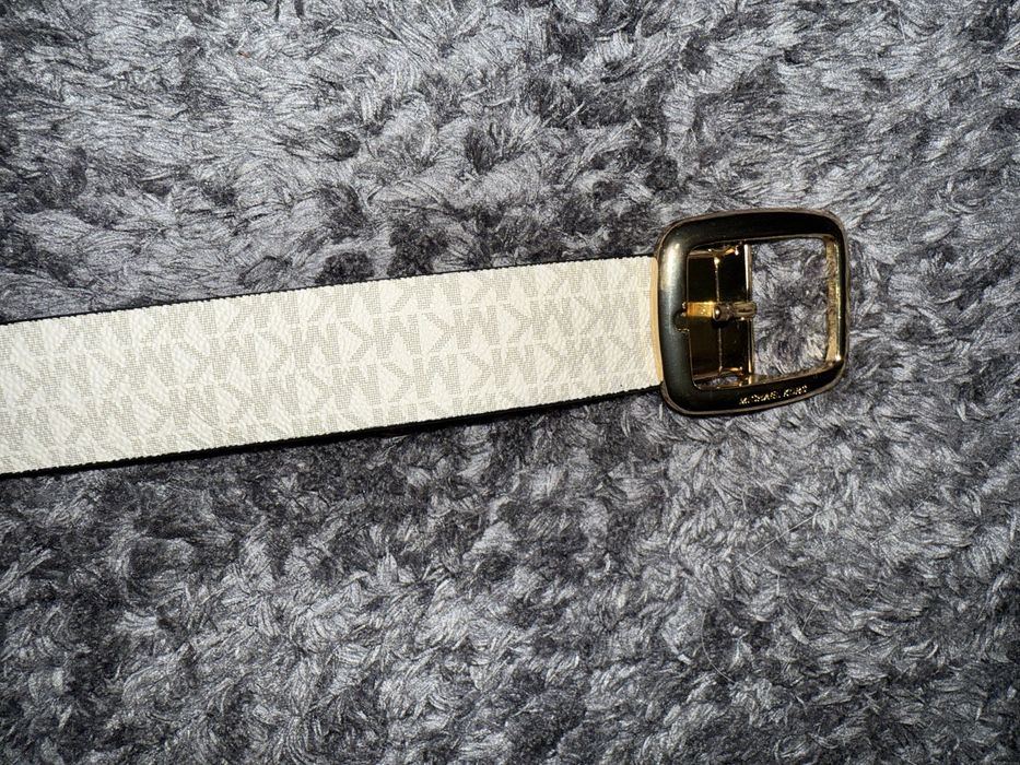 Колани на марките BSB и Micheal Kors