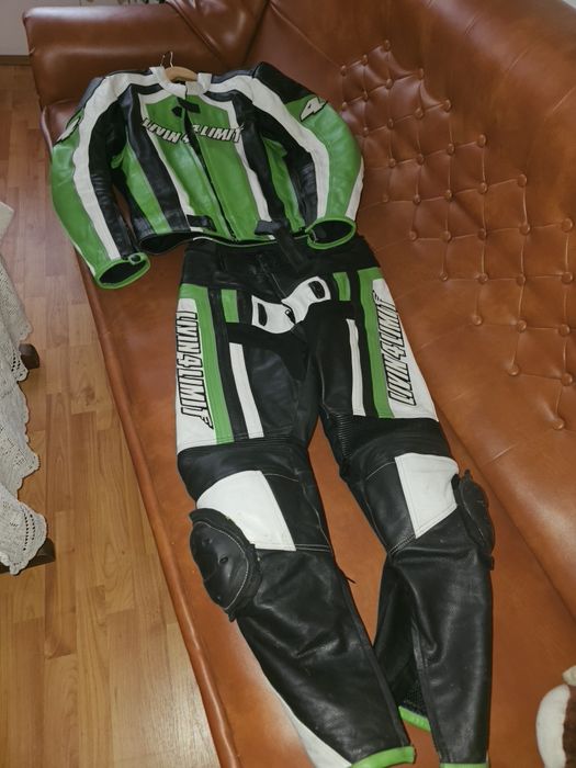 Vand costum moto