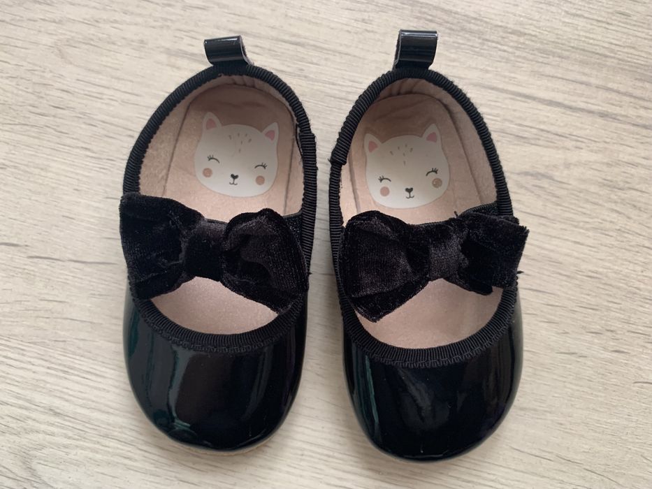 Обувки Mayoral - 18 номер + подарък