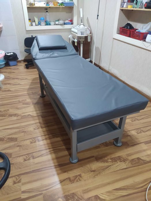 Кушетка косметологическая массажная медицинская